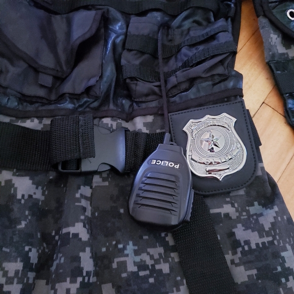 COPY - Police Officer Costume 1Pc - 5 - 6 Yrs - Picture 2 of 5